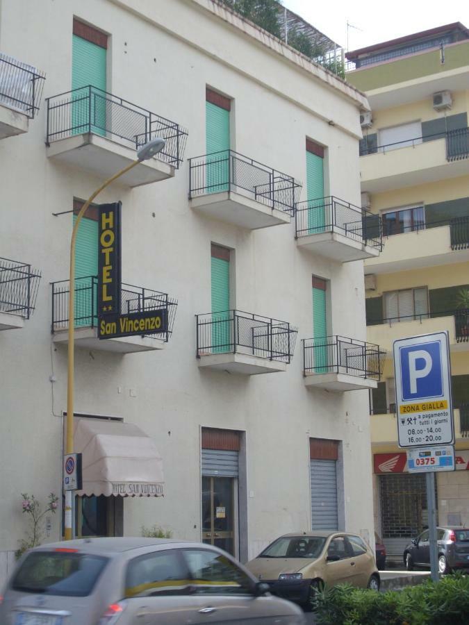 Hotel San Vincenzo Soverato Marina Exterior foto