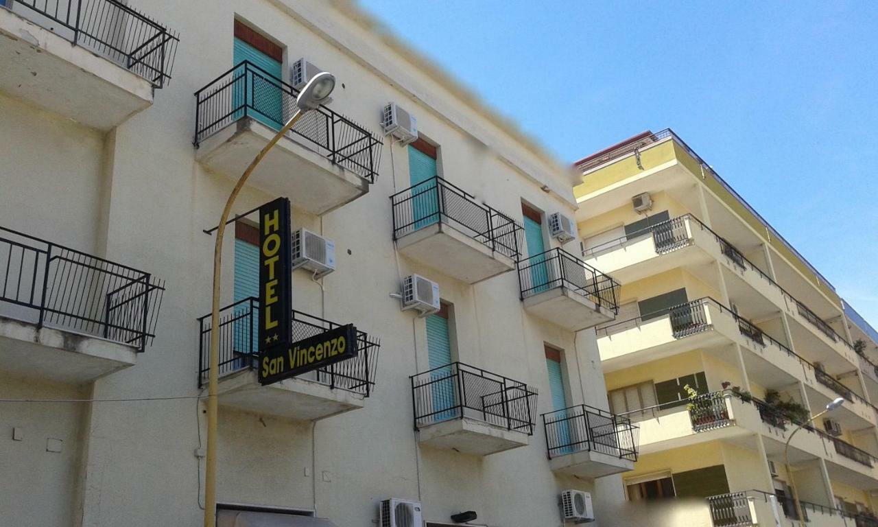 Hotel San Vincenzo Soverato Marina Exterior foto